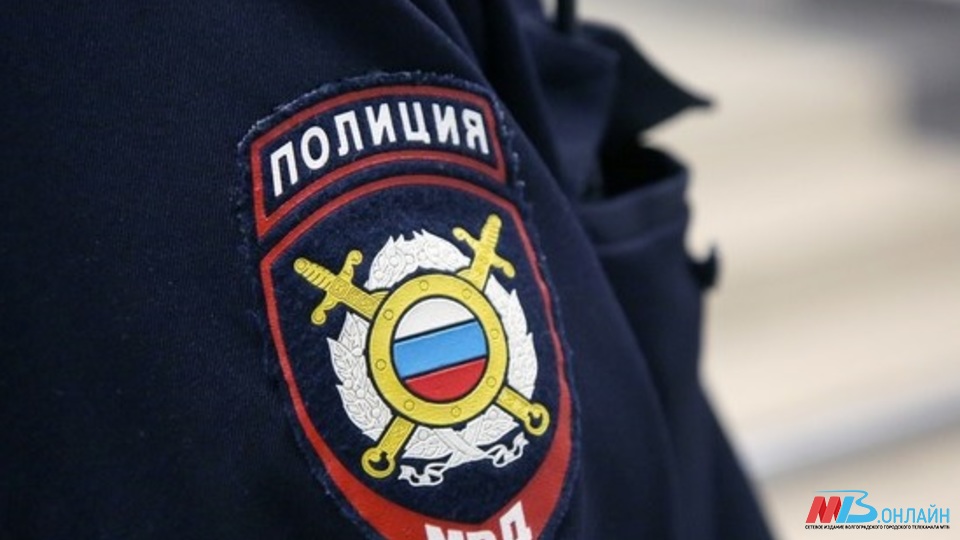 Житель Жирновского района угрожал топором 10-летней падчерице