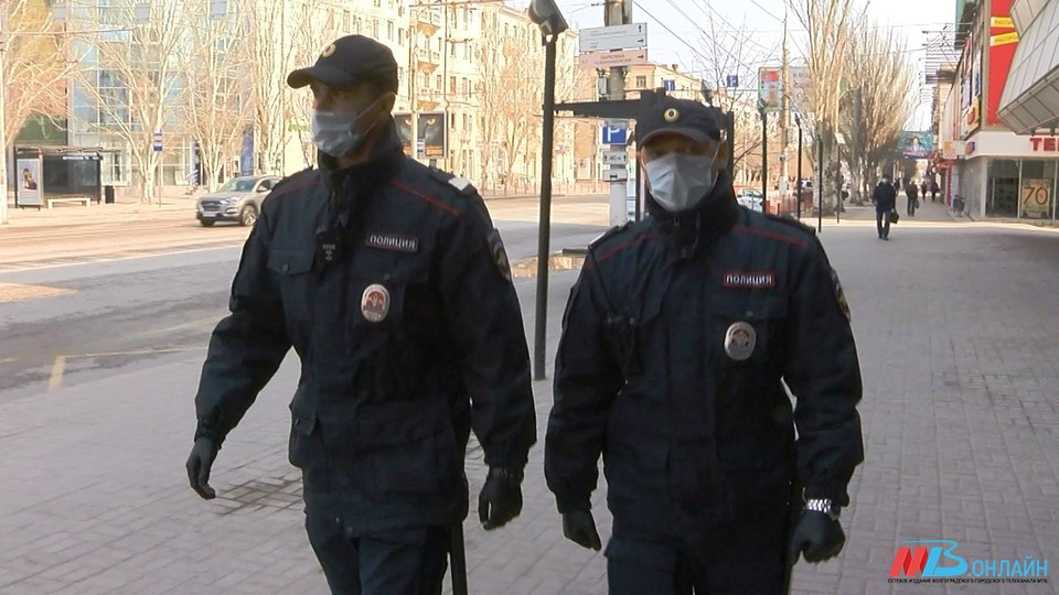 Полиция Волгограда задержала 15 участников антивоенного протеста