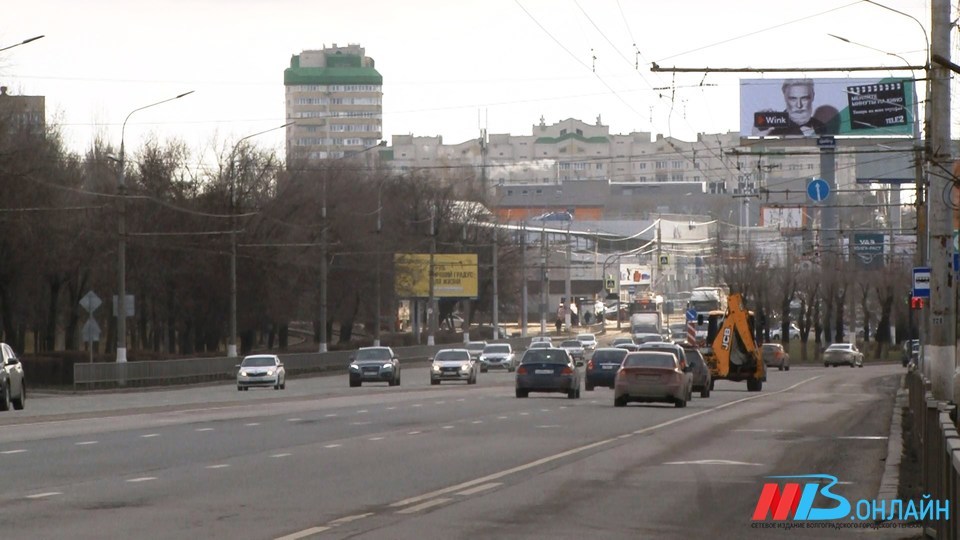 Волгоградские таксисты призывают пассажиров расплачиваться наличными