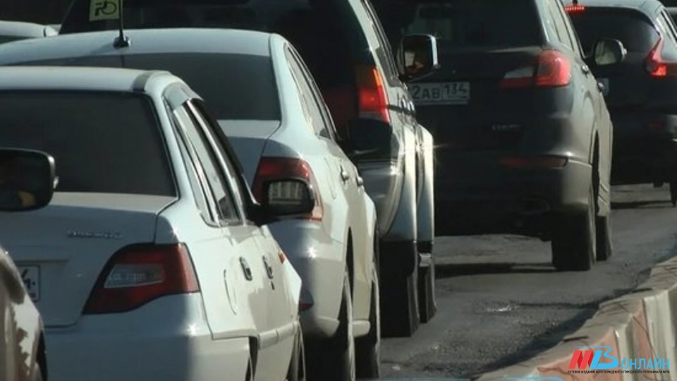 В Волгограде начался автопробег «Своих не бросаем»