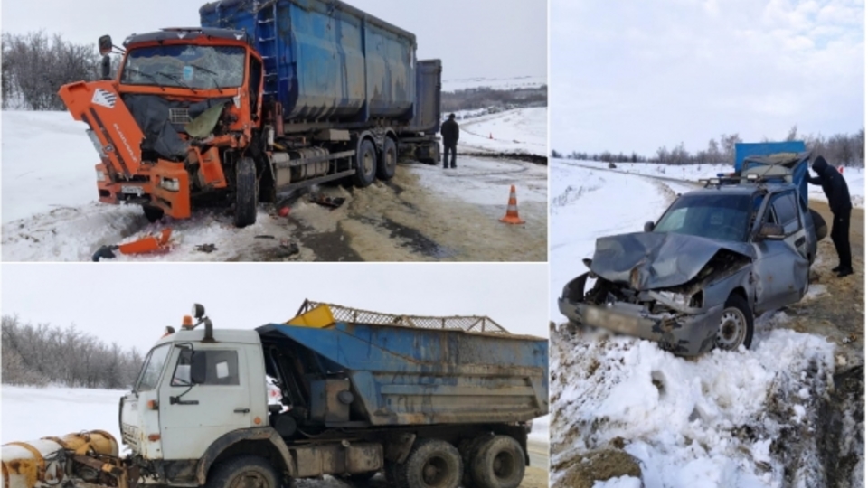 В Волгоградской области в тройном ДТП пострадал водитель КамАЗа