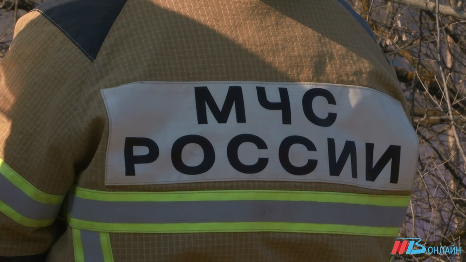 В Волгограде девушка получила ожоги рук и ног при пожаре в доме