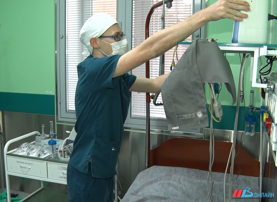 В Волгограде врачи рассказали о состоянии упавшего с крыши мальчика