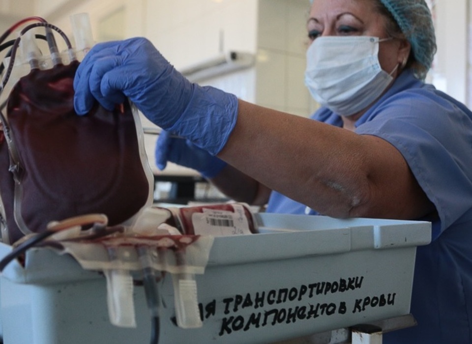 С начала пандемии в Волгоградской области заготовили 7954 доз донорской плазмы