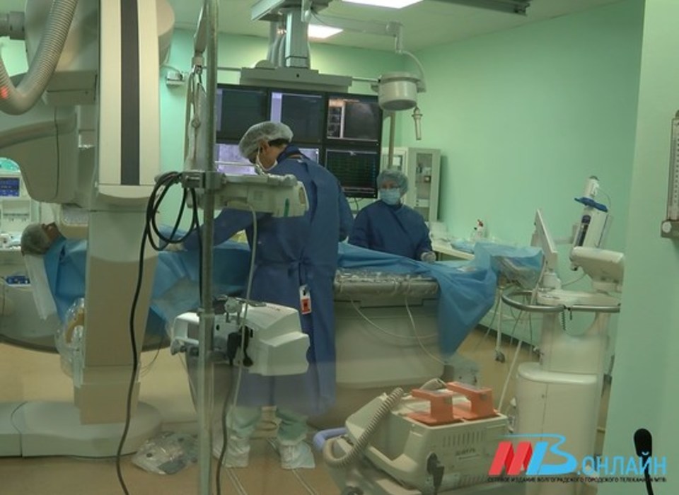 Волгоградские врачи прооперировали 7-летнюю девочку с редким диагнозом