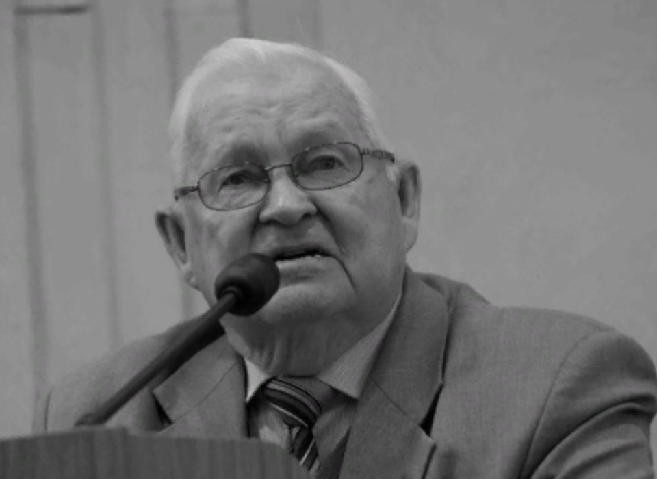 В Волгограде скончался известный ученый-географ Виктор Брылев