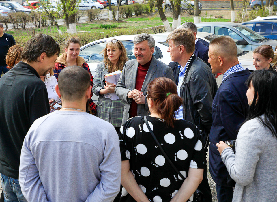 Глава Волгограда встретился с жителями ДНР и ЛНР