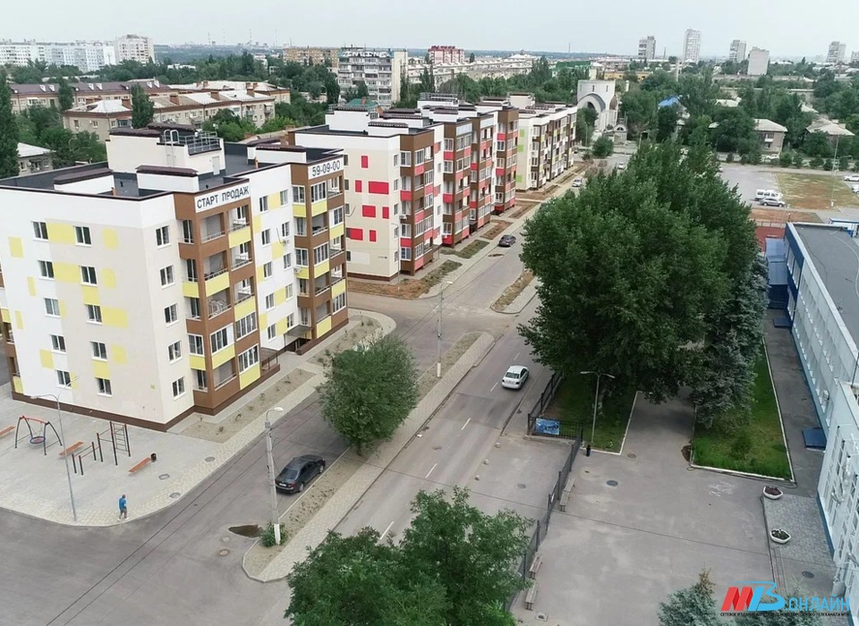 Многодетные семьи Волгоградской области покупают жилье с господдержкой