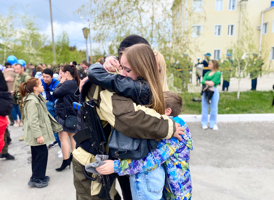 В Волгограде встретили вернувшихся домой участников спецоперации на Украине