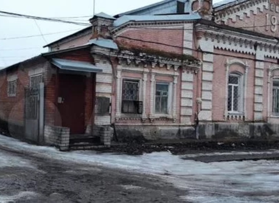 В Волгоградской области продают старинный особняк купца