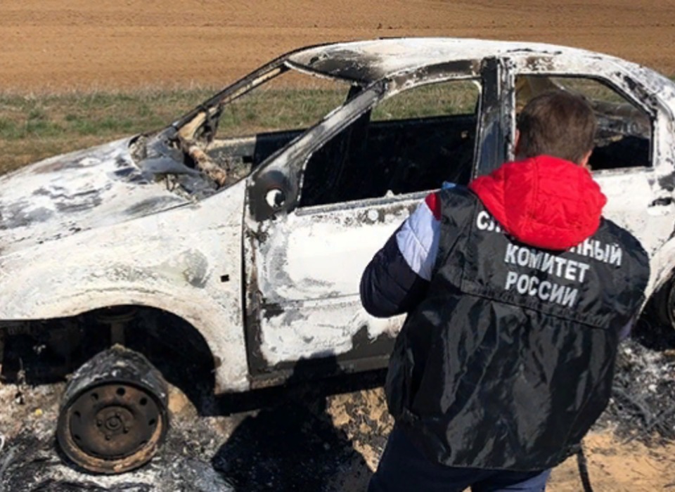 Труп мужчины нашли в сгоревшем авто под Волгоградом