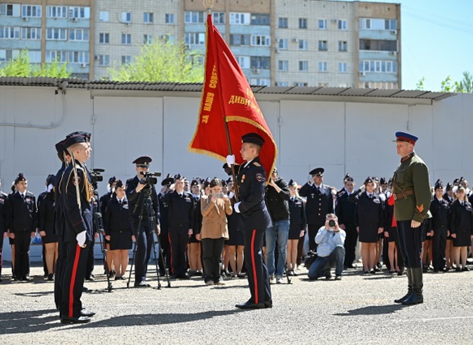 Лицею № 6 в Волгограде присвоили имя 10-й дивизии внутренних войск НКВД