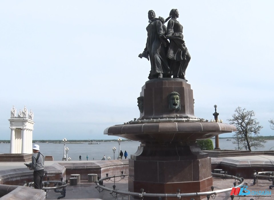 К запуску готовят главный фонтан Волгограда