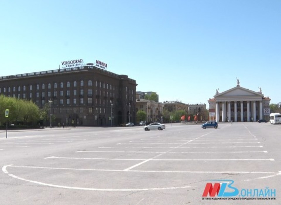 Центральные улицы Волгограда перекрыли из-за репетиции парада Победы