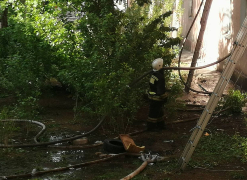 В Волгограде сотрудники МЧС ликвидировали горение дома
