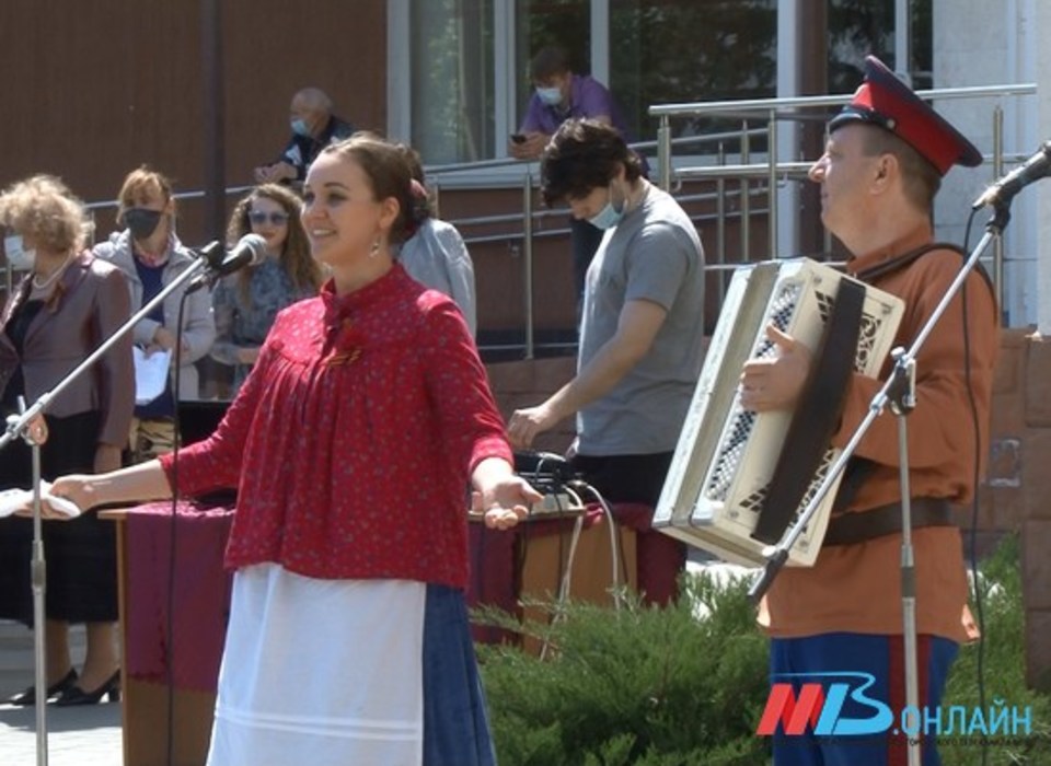 Ко Дню Победы артисты Волгограда выступят во дворах перед ветеранами