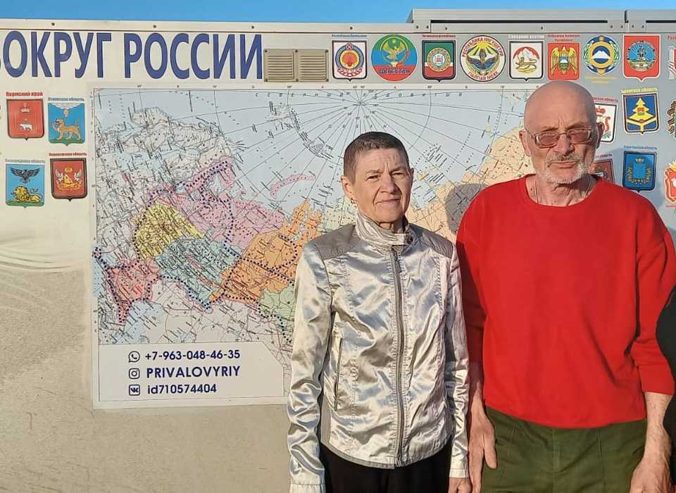 Уральские пенсионеры в рамках экспедиции по России побывали в Волгоградской области на Эльтоне