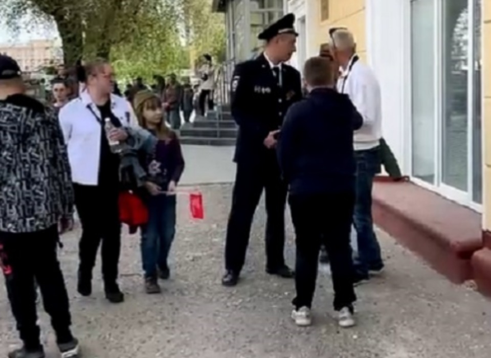 В Волгограде организуют проверку после конфликта полицейского и прохожего