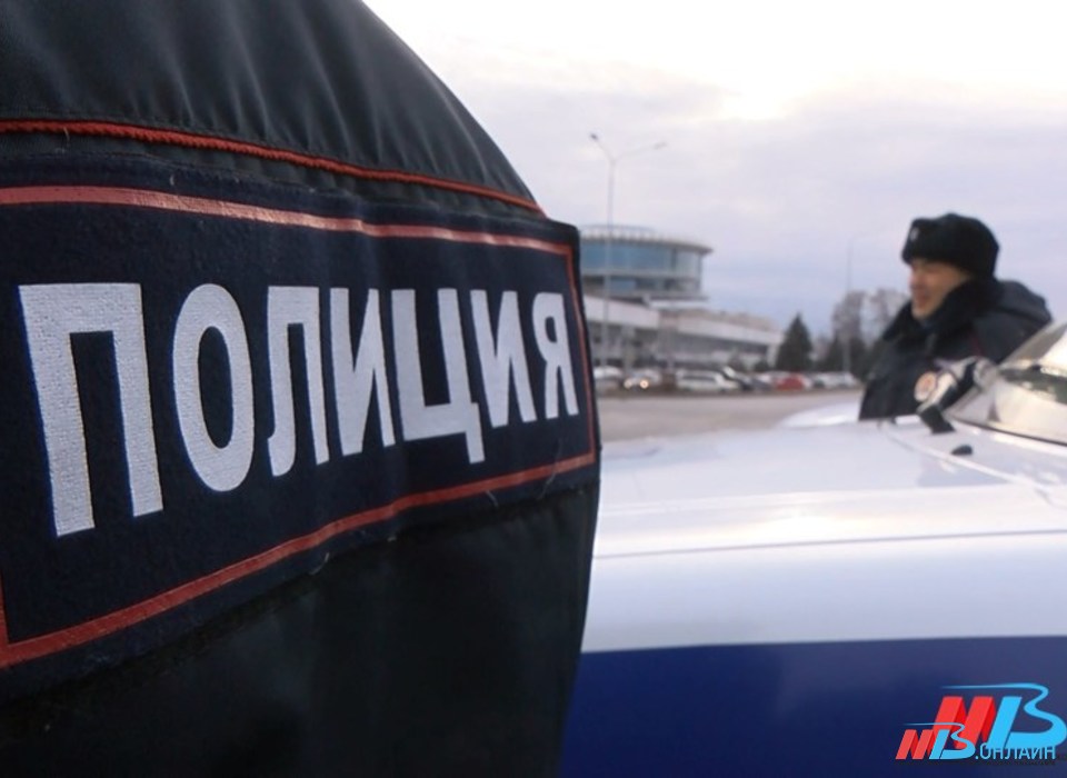В Волгоградской области 36-летний мужчина стал жертвой тройного ДТП