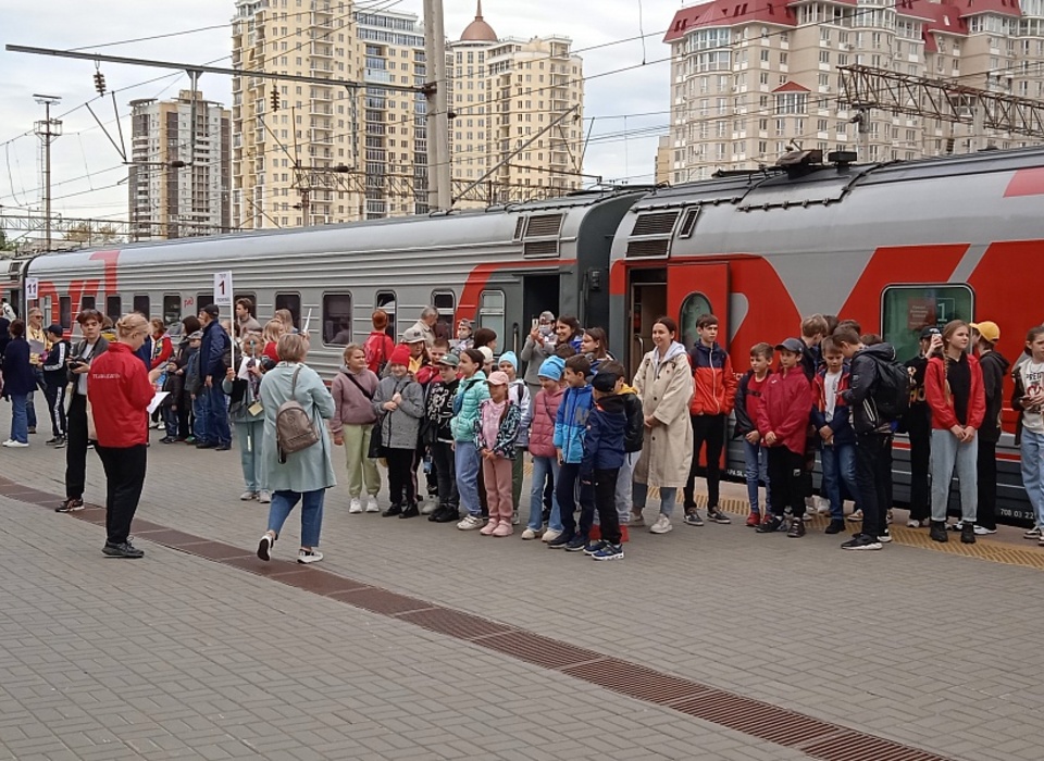 В Волгоград прибыл первый в 2022 году туристический поезд