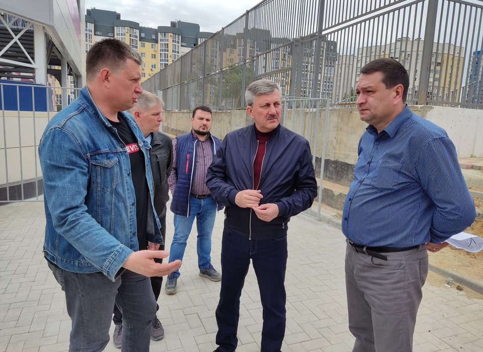 Глава Волгограда обсудил развитие дорожной сети в Дзержинском районе