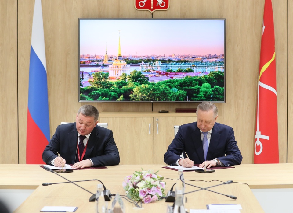 Глава Волгоградской области и губернатор Санкт-Петербурга подписали соглашение о сотрудничестве