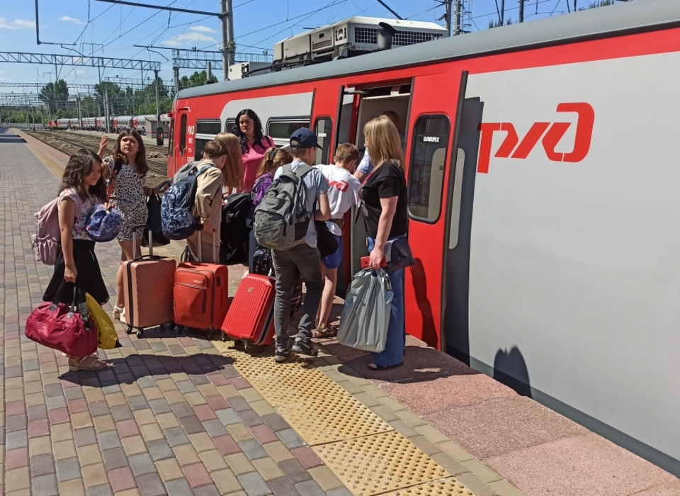 Дети не старше семи лет могут воспользоваться правом бесплатного проезда в пригородных поездах в Волгоградской области