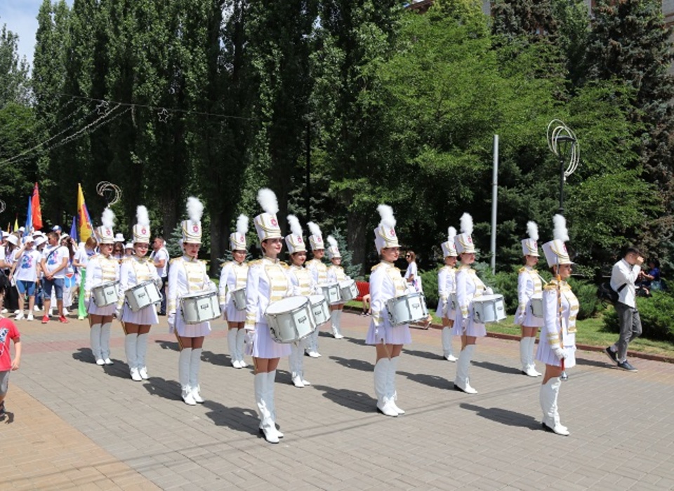 25 июня в Волгограде стартовал молодежный фестиваль #ТриЧетыре