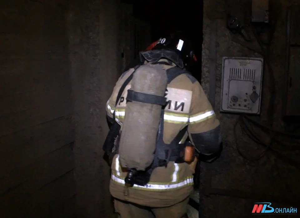 Рабочий пострадал при взрыве на трансформаторной подстанции в Волгограде