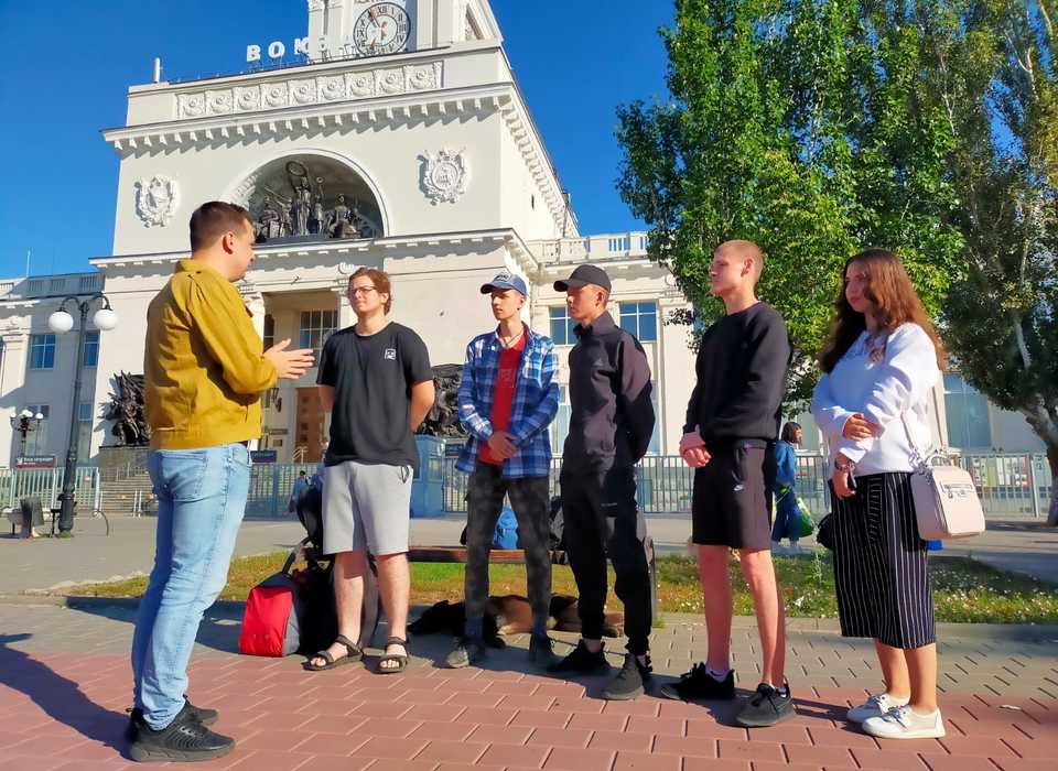 5 студентов из Волгограда помогут в восстановлении мемориала в ДНР