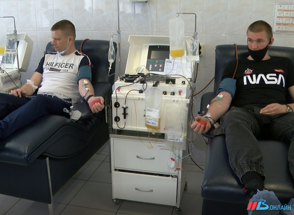 С начала года 2,6 тысячи волгоградцев впервые стали донорами крови