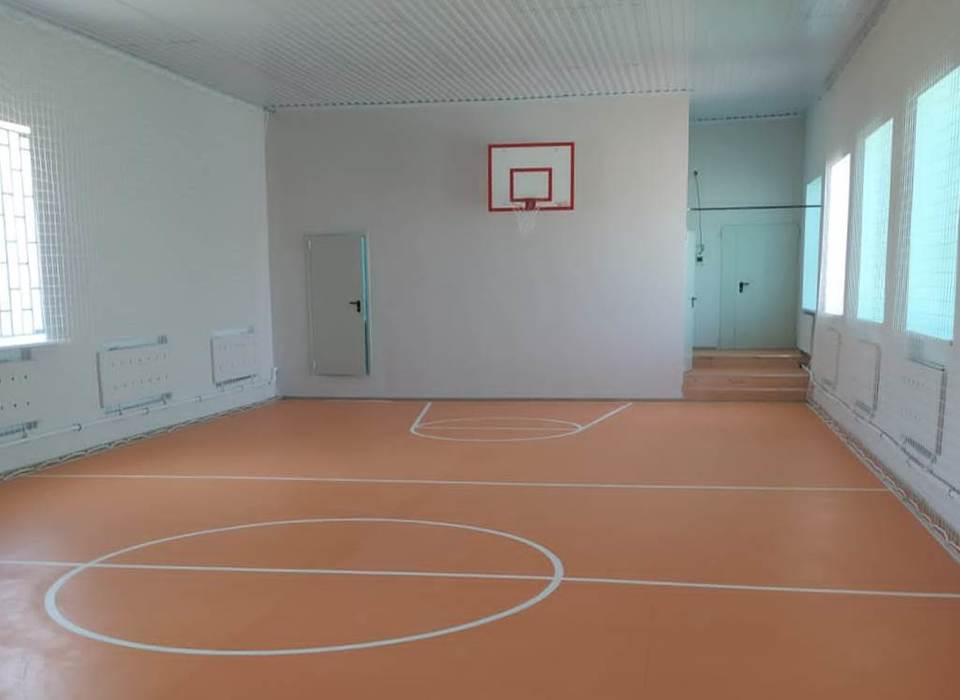 В трех школах Волгоградской области обновили спортивные залы