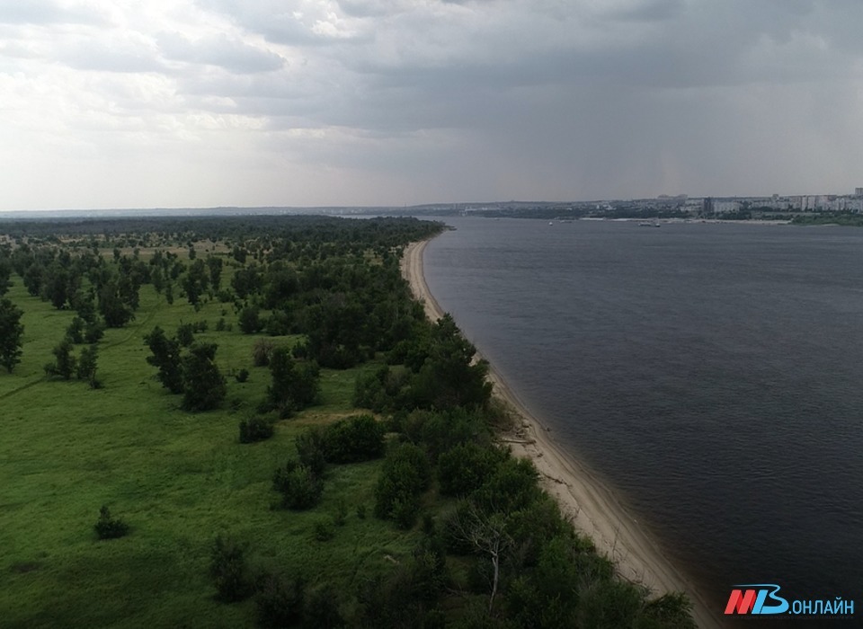 МЧС: в Волгоградской области объявлено штормовое предупреждение