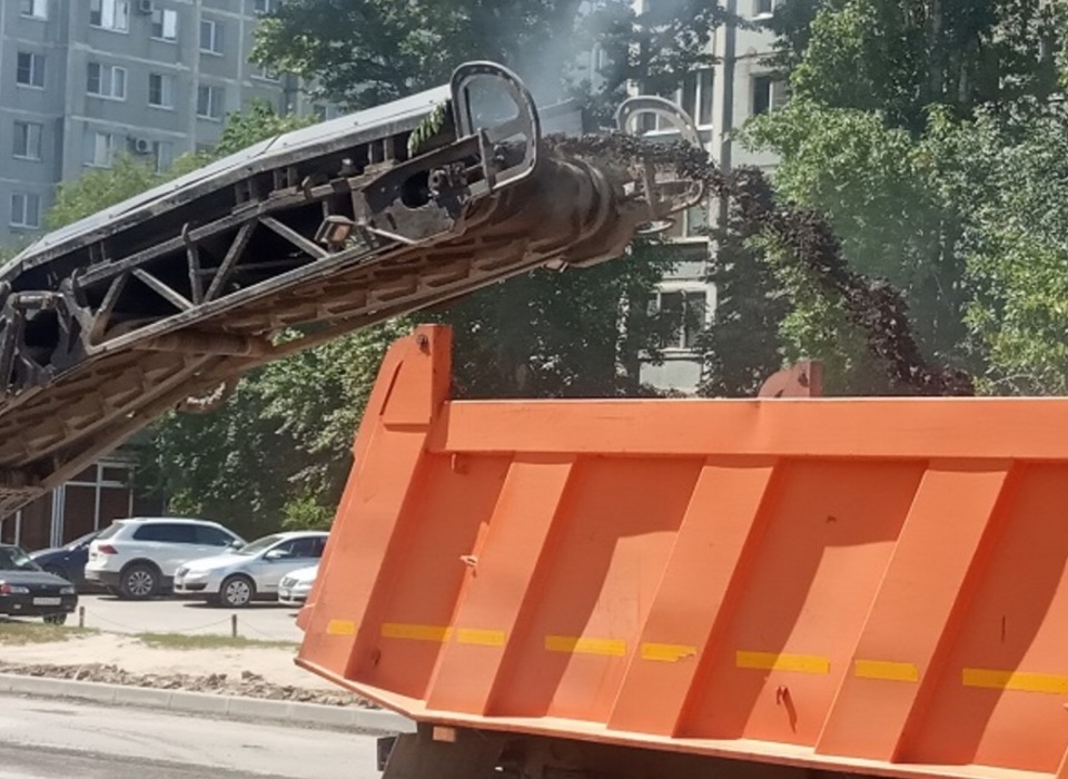 В Волгограде начался ремонт автомобильного проезда на улице Салтыкова-Щедрина