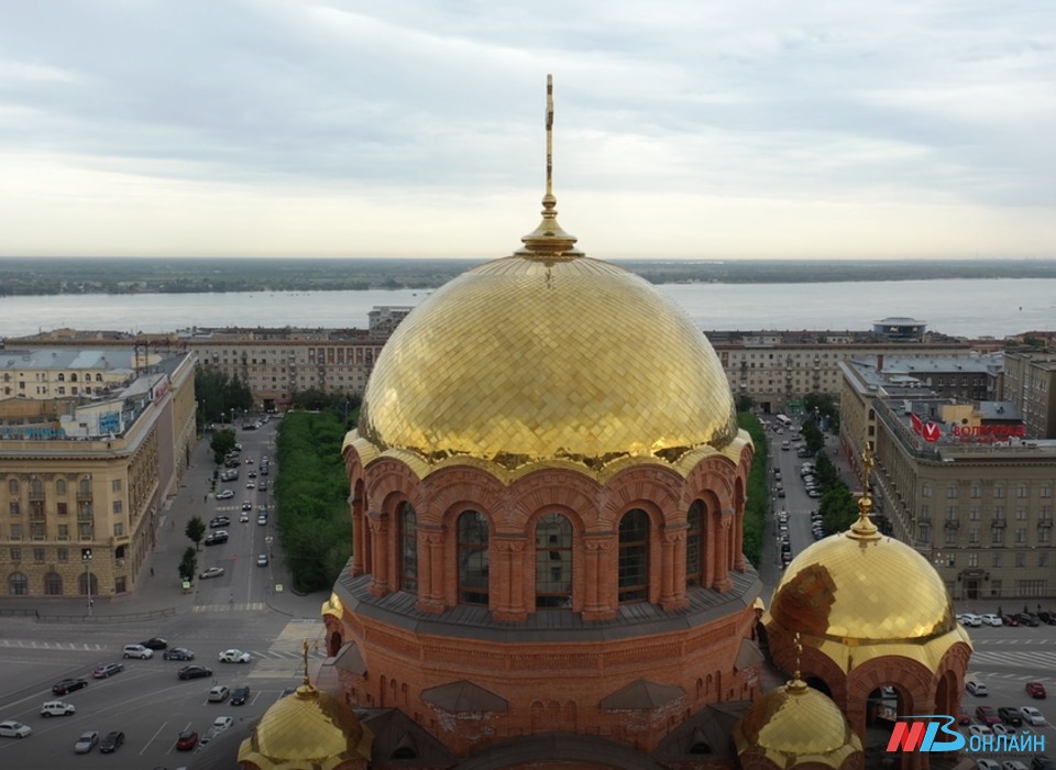В Волгограде православные христиане отмечают День крещения Руси