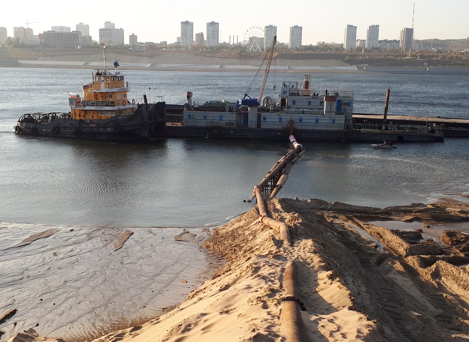 Под Волгоградом у пляжа Бобры незаконно добыли песок на 93 млн рублей