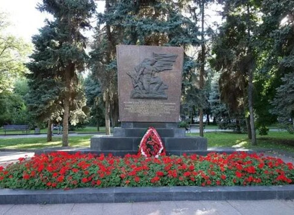 В Волгограде восстановят братскую могилу, в которой покоится испанский герой Советского Союза