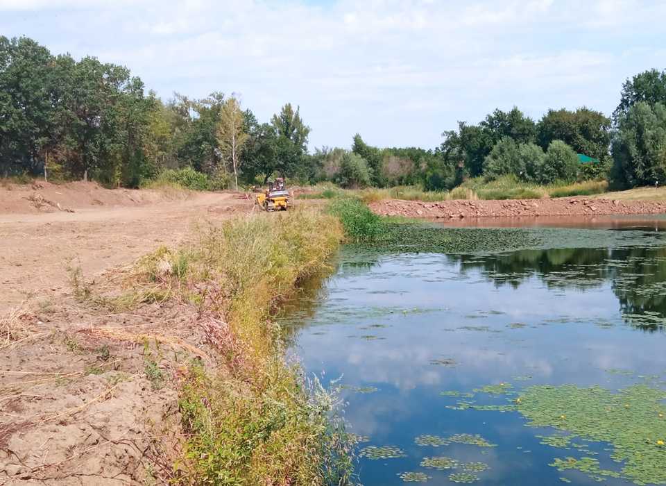 В Волгоградской области стартовала расчистка еще одного озера