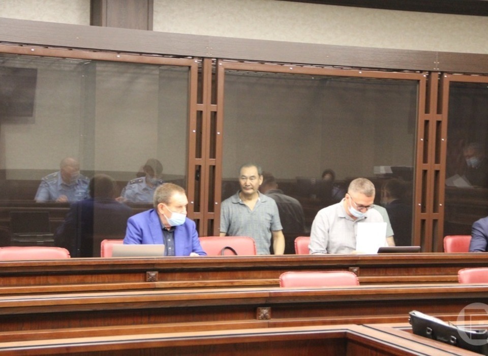 В суде Ростова допросили семью экс-главы СУ СКР по Волгоградской области