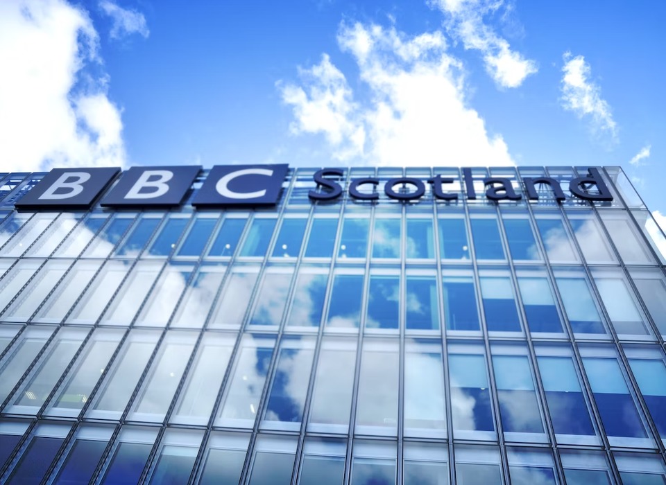 Корпорация BBC отозвала лицензии на свой контент в России