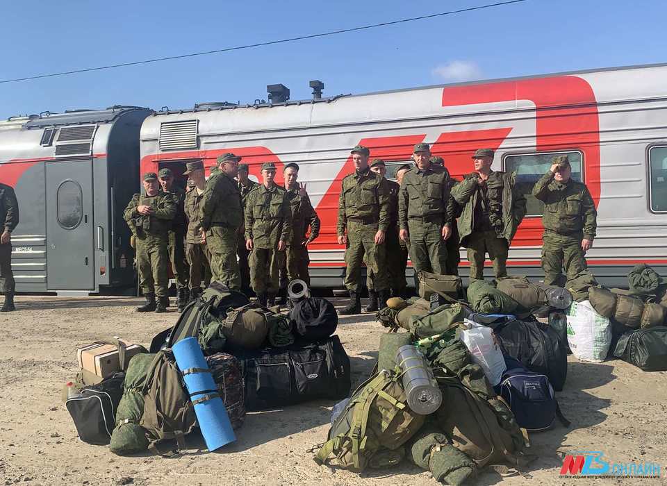 Эшелон первый второй и третий. Полигон Прудбой Волгоград. Прудбой Волгоград полигон мобилизация. Полигон Прудбой Волгоградская. Эшелон с мобилизованными.