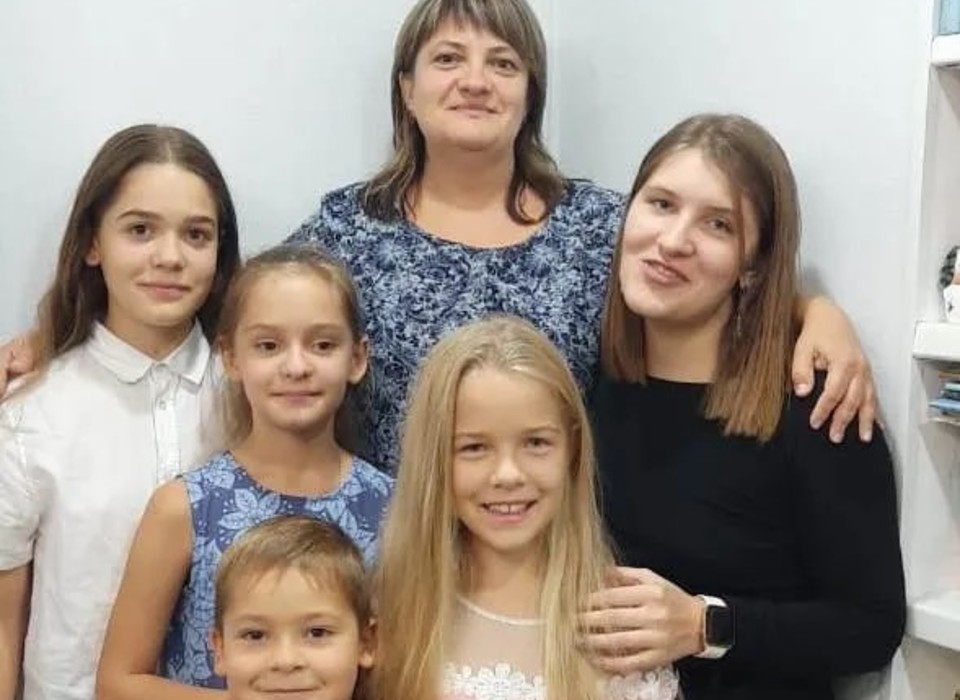 Жительницу Волгоградской области наградят Почетным знаком «Материнская слава»