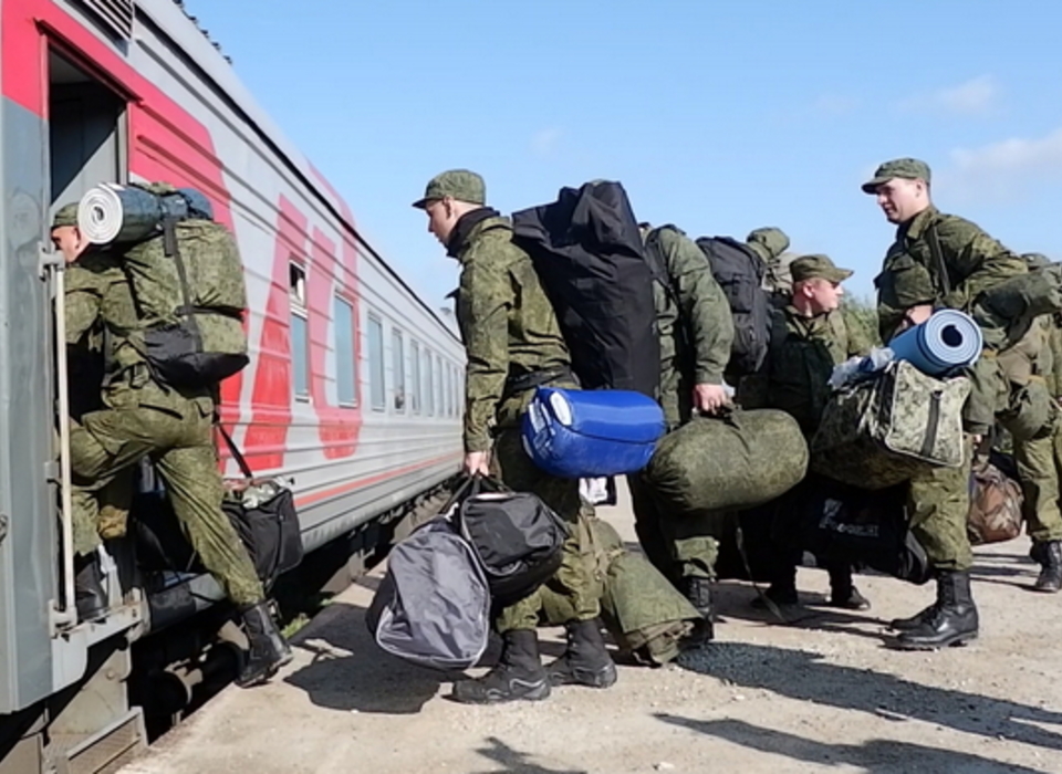 Из Волгоградской области выехал эшелон мобилизованных на боевое слаживание