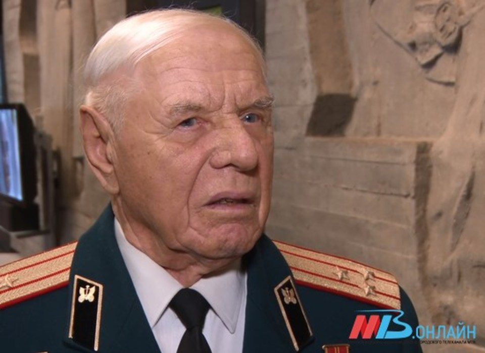 В Волгограде двум ветеранам Великой Отечественной присвоили звания почётных граждан