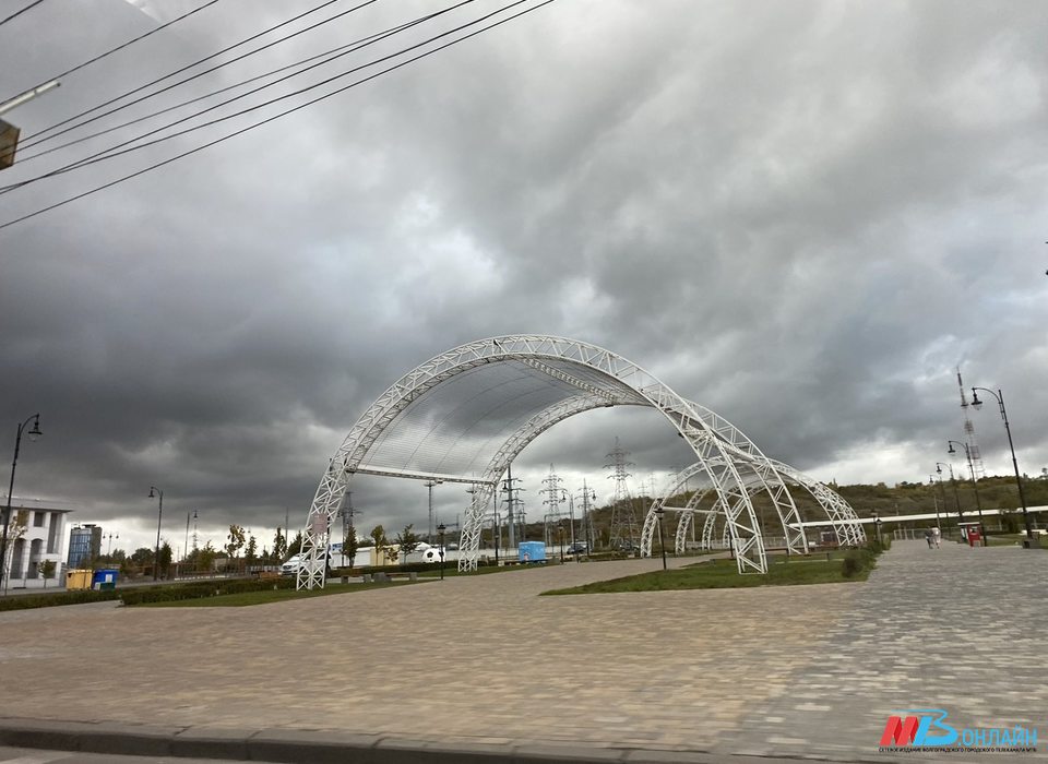 На Волгоград обрушится штормовой ливень