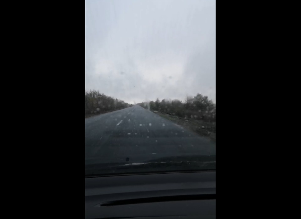 Крупные хлопья снега в Волгоградской области попали на видео