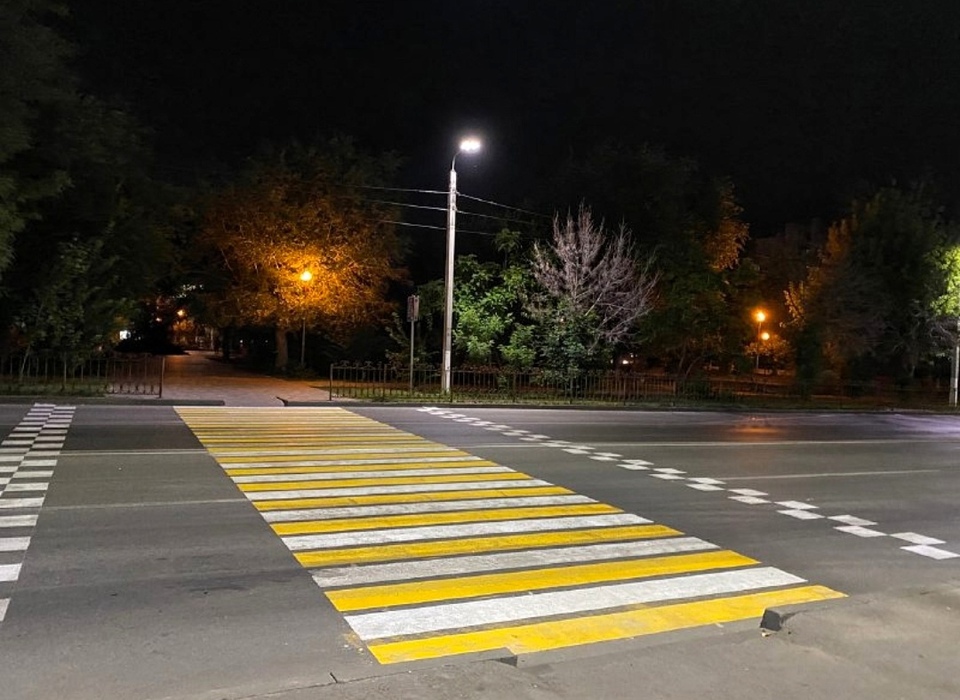 С начала года в Волгоградской области установили 26,2 км линий освещения дорог