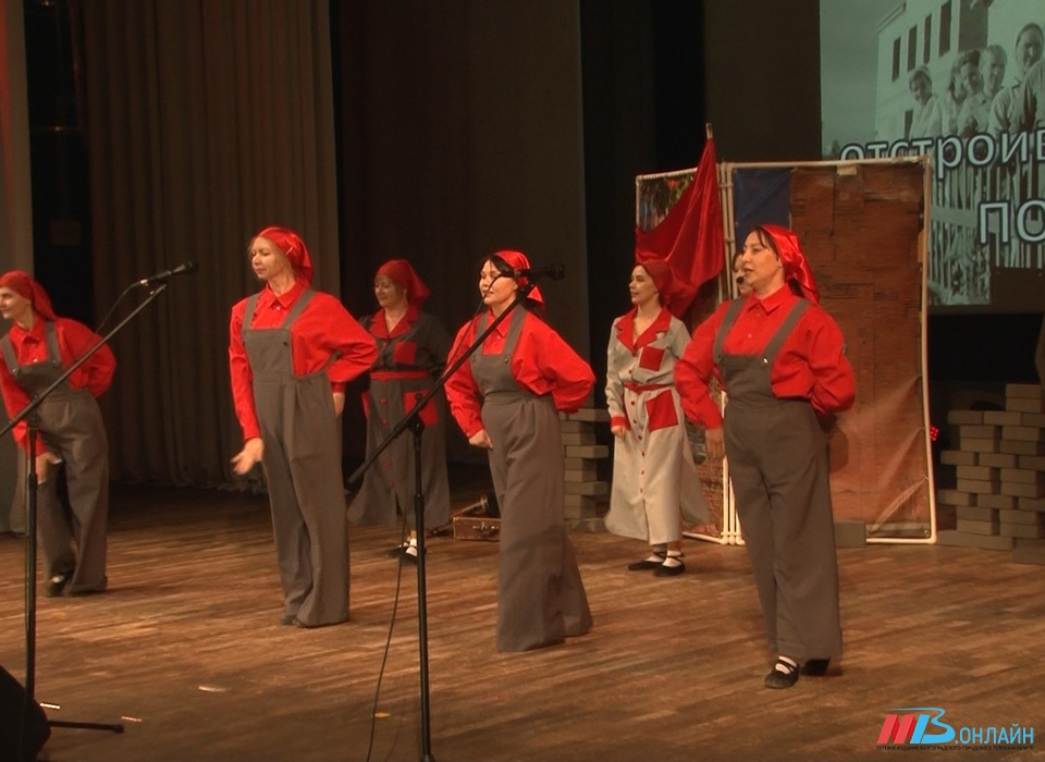 В Волгограде прошло награждение победителей фестиваля творчества педагогов «Сталинградская осень»