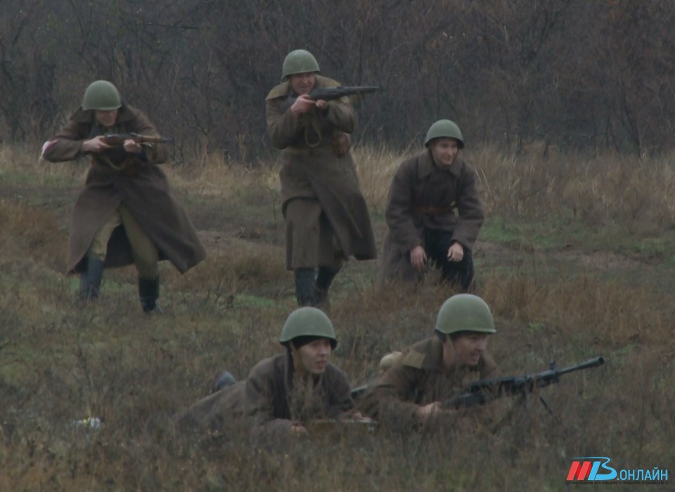 В волгоградском «Орлёнке» показали реконструкцию Сталинградской битвы