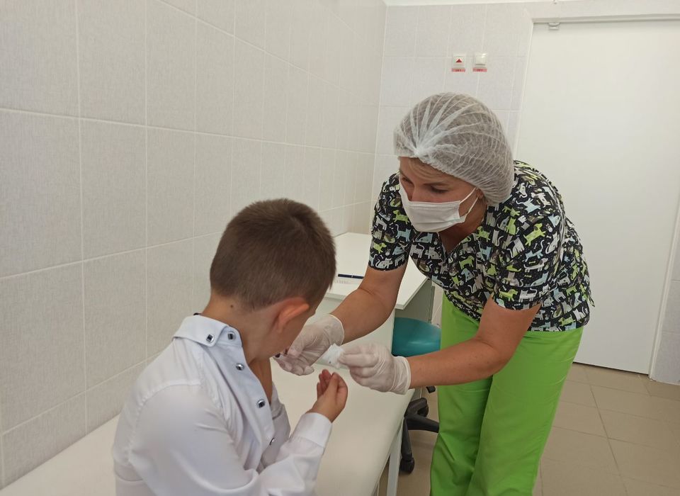 В Волгоградскую область поступило 44 тысячи вакцин от гриппа для детей